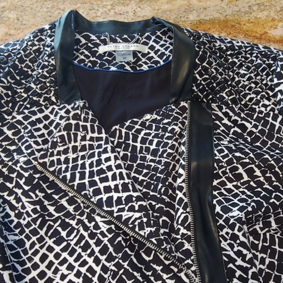 🌸EUC Peter Nygard Jacket🌸 - Picture 6 of 8